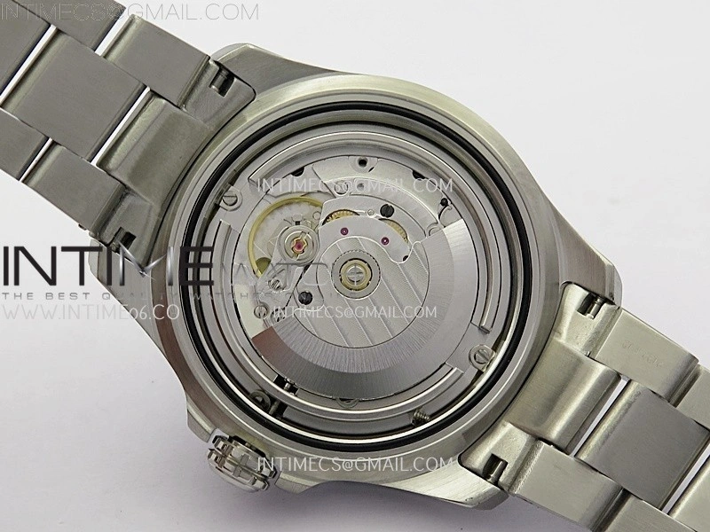 Avenger Chronometer 42mm GMT SS BLSF 1:1 Best Version Green Dial On SS Bracelet A2836