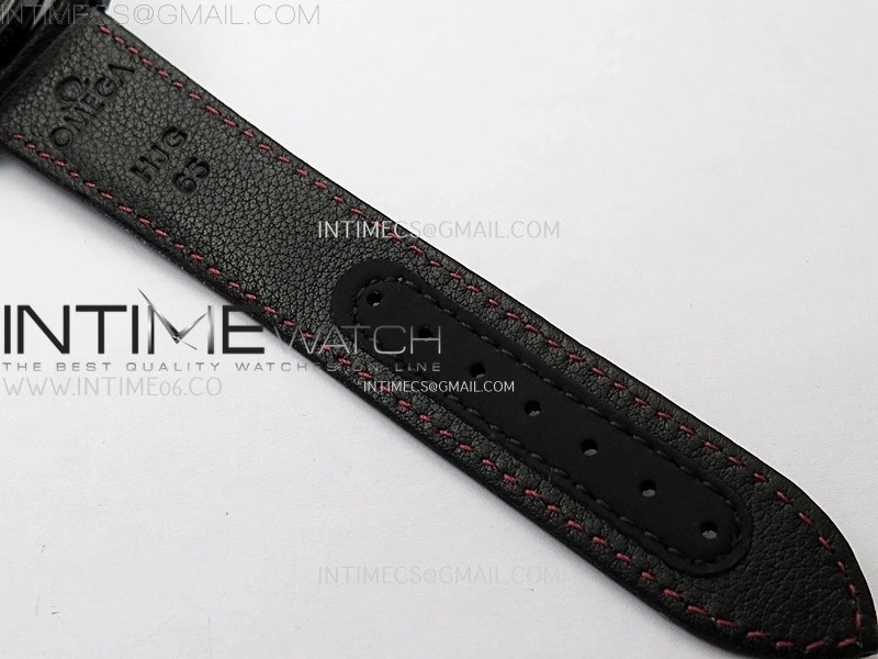 Speedmaster "Dark Side of The Moon" Real Ceramic N1F 1:1 Best Edition Black Dial on Black Leather Strap A9300