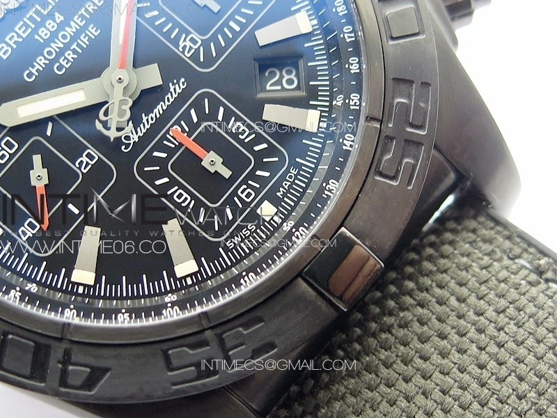 Chronomat 44mm Blacksteel V9F 1:1 Special Edition Black Dial on Black Rubber Strap