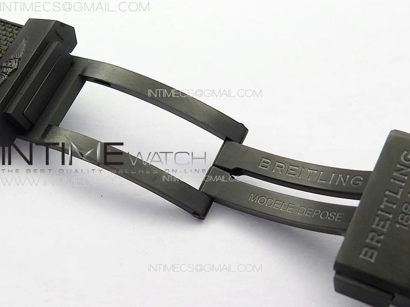 Chronomat 44mm Blacksteel V9F 1:1 Special Edition Black Dial on Black Rubber Strap