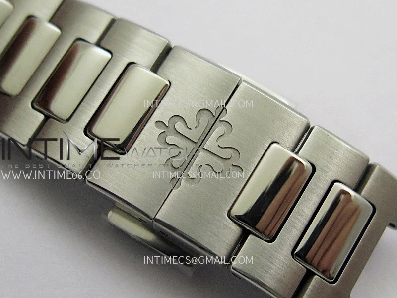 Nautilus 7118 Ladies Diamond Bezel SS DDF 1:1 Best Edition Silver Dial On SS Bracelet Super Clone DD324