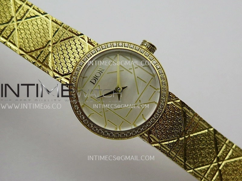 La D de Dior Satine 25mm Diamond Bezel YG 8848F 1:1 Best Edition White MOP Dial on SS bracelet Swiss Quartz