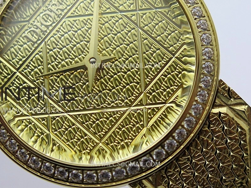 La D de dior Satine 25mm Diamond Bezel YG Case 8848F 1:1 Best Edition Gold Dial on YG bracelet Swiss Quartz