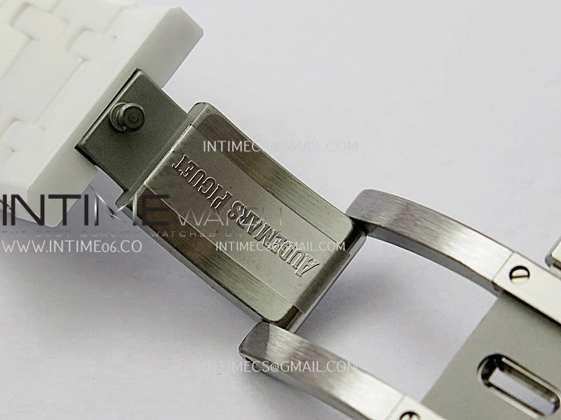 Royal Oak 15500 White Ceramic APSF 1:1 Best Edition Silver Dial On White Ceramic Bracelet SA4302 Super Clone