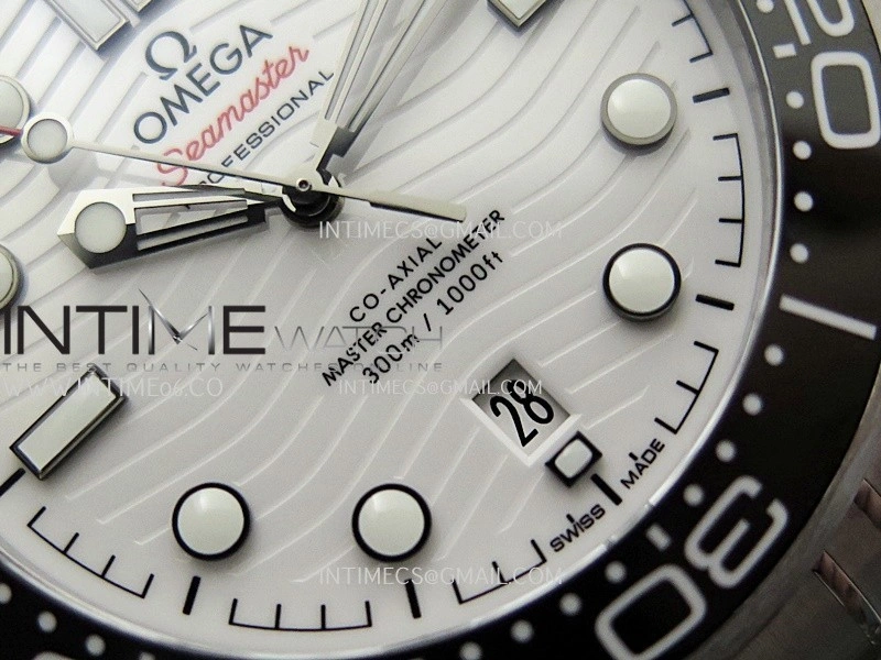 Seamaster Diver 300M Black Ceramic Bezel V4 VSF 1:1 Best Edition White Dial On SS Bracelet Super Clone Asian 8800