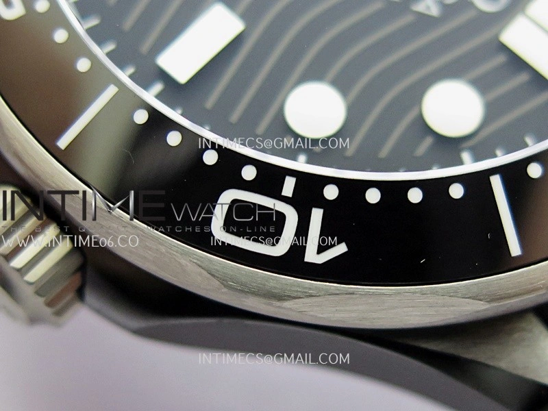 Seamaster Diver 300M Black Ceramic SS VSF 1:1 Best Edition Black Dial On Black Rubber Strap Super Clone Asian 8806