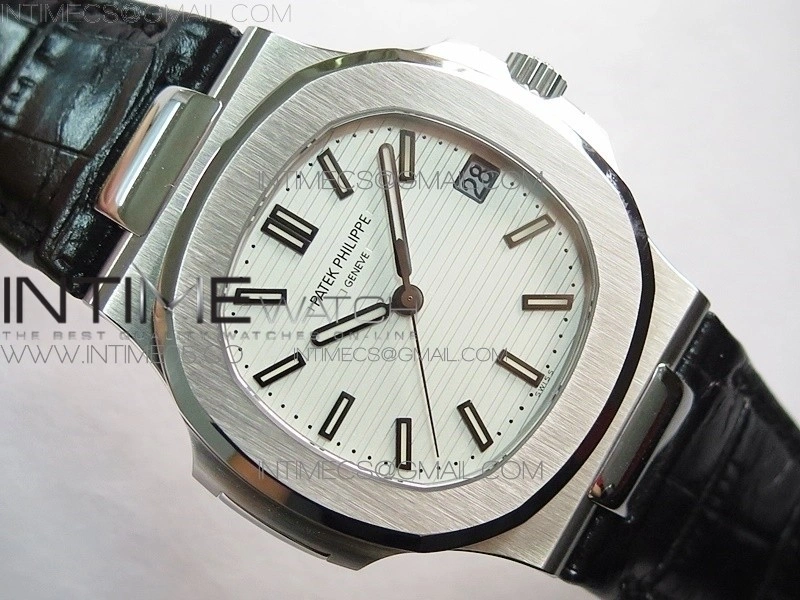 Nautilus Jumbo 5711 Super Replication PPF V4 1:1 Best Edition White Textured Dial on Black Leather Strap PPF324