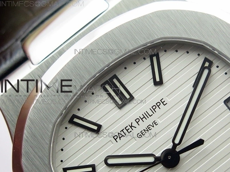 Nautilus Jumbo 5711 Super Replication PPF V4 1:1 Best Edition White Textured Dial on Black Leather Strap PPF324