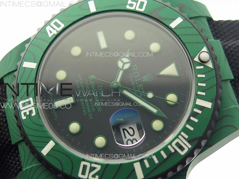 Submariner DIW Green Carbon VSF 1:1 Best Edition Black Dial on Black Nylon Strap VS3135