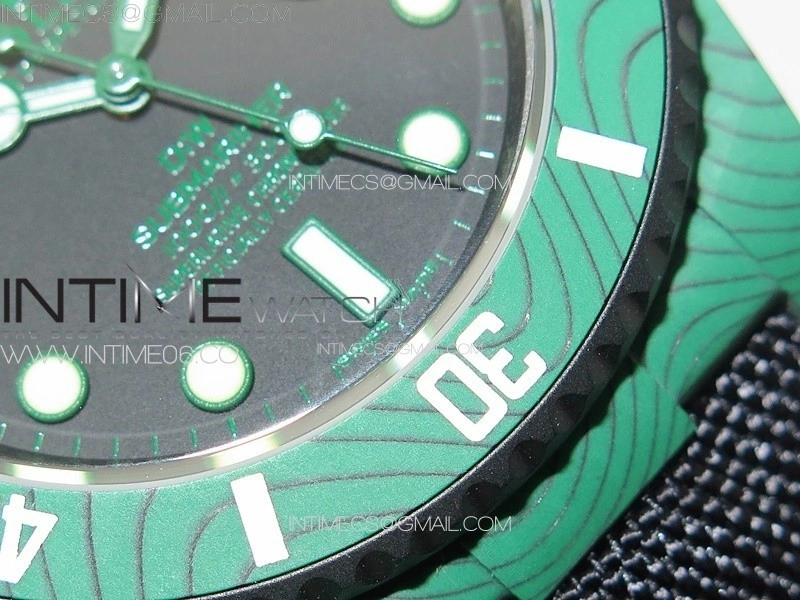 Submariner DIW Green Carbon VSF 1:1 Best Edition Black Dial on Black Nylon Strap VS3135