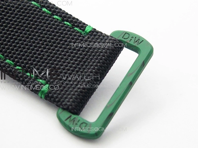 Submariner DIW Green Carbon VSF 1:1 Best Edition Black Dial on Black Nylon Strap VS3135