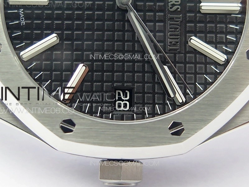 Royal Oak 41mm 15510 50th SS ZF 1:1 Best Edition Black Textured Dial on SS Bracelet A4302