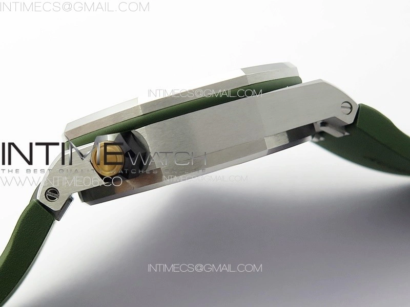 Royal Oak Offshore Diver 15720 ZF 1:1 Best Edition Green Dial on Green Rubber Strap A4308