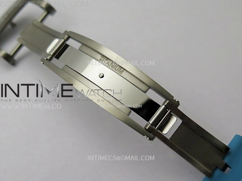RM055 Blue Inner Bezel Black Crown NTPT NTPT ZF 1:1 Best Edition on Blue Rubber Strap RMUL2 Super Clone