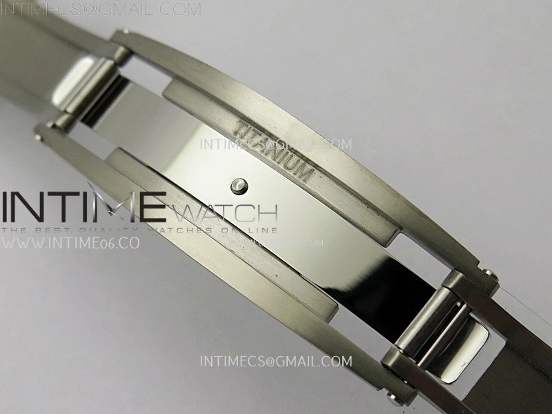 RM055 Blue Inner Bezel Black Crown NTPT NTPT ZF 1:1 Best Edition on Blue Rubber Strap RMUL2 Super Clone