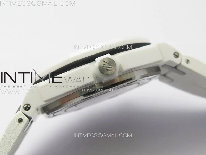 Royal Oak Offshore Diver 15707 White Ceramic APSF 1:1 Best Edition SA3120 Super Clone