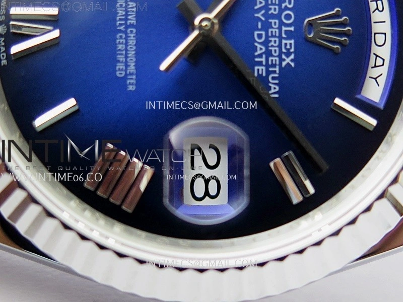 Day Date 228238 40mm 904L SS Bezel QF Gain Weight Blue Gradient Dial Roman Markers on SS President Bracelet A2836