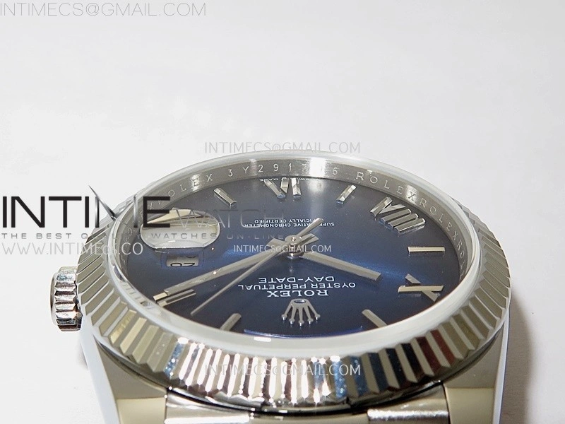 Day Date 228238 40mm 904L SS Bezel QF Gain Weight Blue Gradient Dial Roman Markers on SS President Bracelet A2836