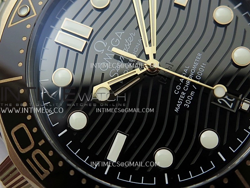 Seamaster Diver 300M Black Ceramic Bezel SS RG V4 VSF 1:1 Best Edition Green Dial On SS RG Bracelet Super Clone Asian 8800