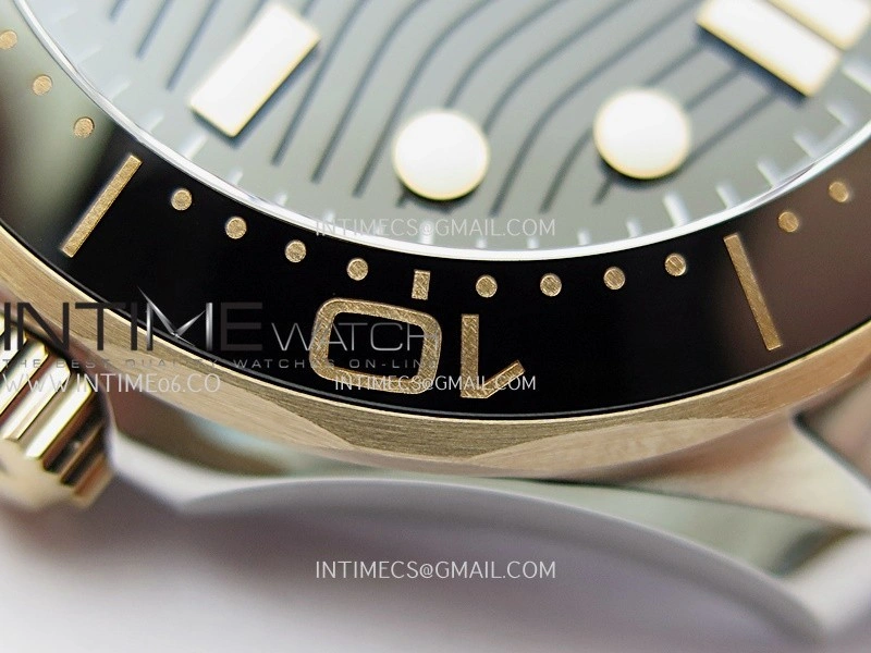 Seamaster Diver 300M Black Ceramic Bezel SS RG V4 VSF 1:1 Best Edition Green Dial On SS RG Bracelet Super Clone Asian 8800