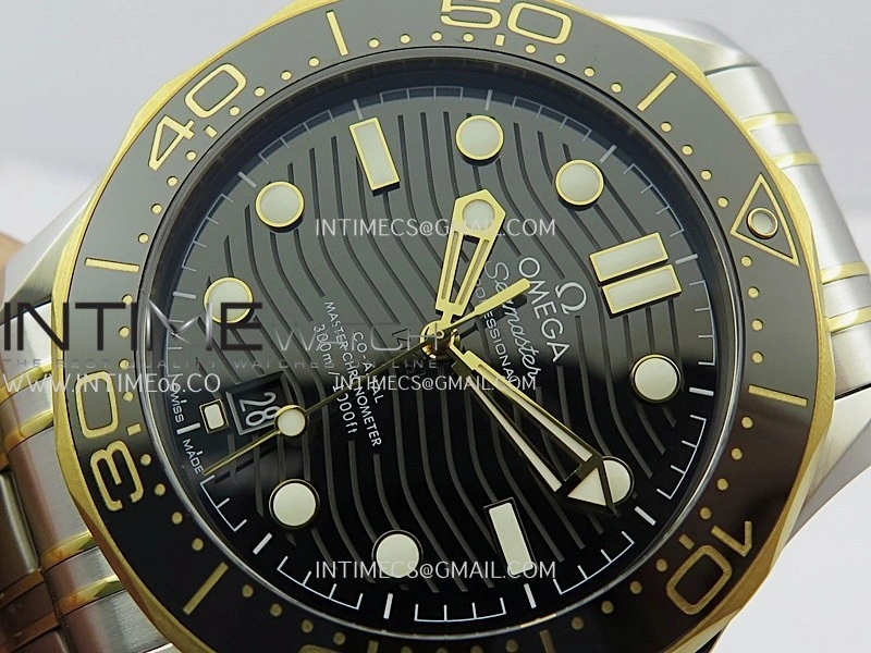 Seamaster Diver 300M Black Ceramic Bezel SS YG V4 VSF 1:1 Best Edition Black Dial On SS YG Bracelet Super Clone Asian 8800