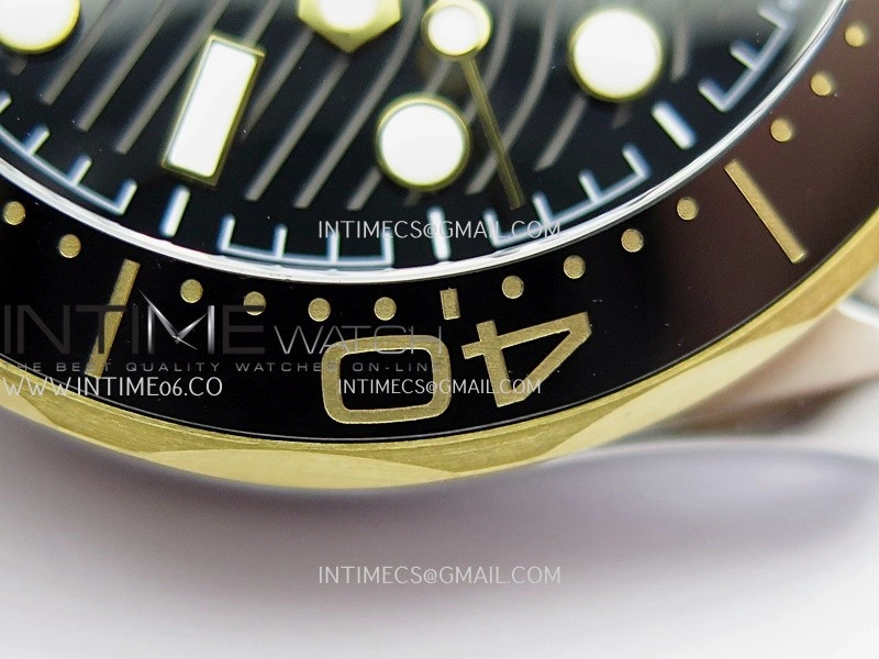 Seamaster Diver 300M Black Ceramic Bezel SS YG V4 VSF 1:1 Best Edition Black Dial On SS YG Bracelet Super Clone Asian 8800