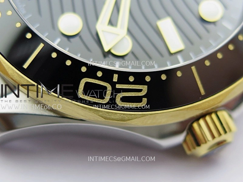 Seamaster Diver 300M Black Ceramic Bezel SS YG V4 VSF 1:1 Best Edition Black Dial On SS YG Bracelet Super Clone Asian 8800