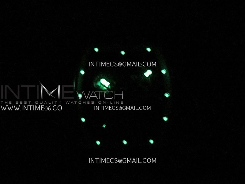 RM055 White Inner Bezel White Crown NTPT ZF 1:1 Best Edition On White Rubber Strap RMUL2 Super Clone V2