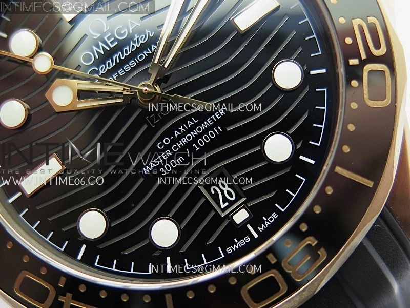 2018 Seamaster Diver 300M Black Ceramic Bezel RG VSF 1:1 Best Edition Black Dial On Black Rubber Strap A8801