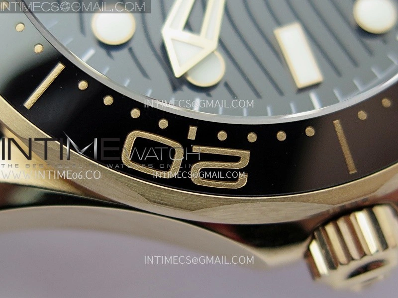 2018 Seamaster Diver 300M Black Ceramic Bezel RG VSF 1:1 Best Edition Black Dial On Black Rubber Strap A8801