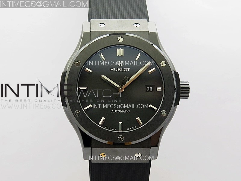 Classic Fusion 42mm Ceramic JJZF 1:1 Best Edition Black Dial On Black Rubber Strap