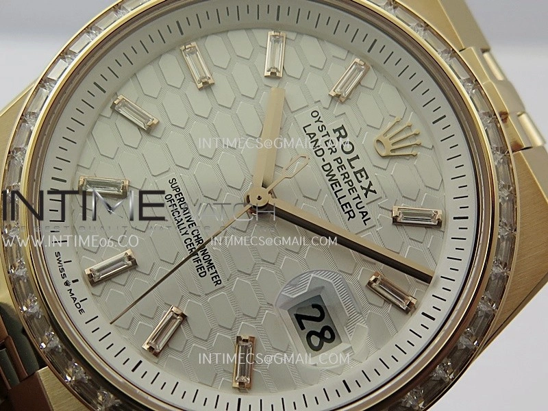 Land Dweller 127385 Diamond Bezel RG ESF White Dial T Diamond Marker On RG Bracelet A7135