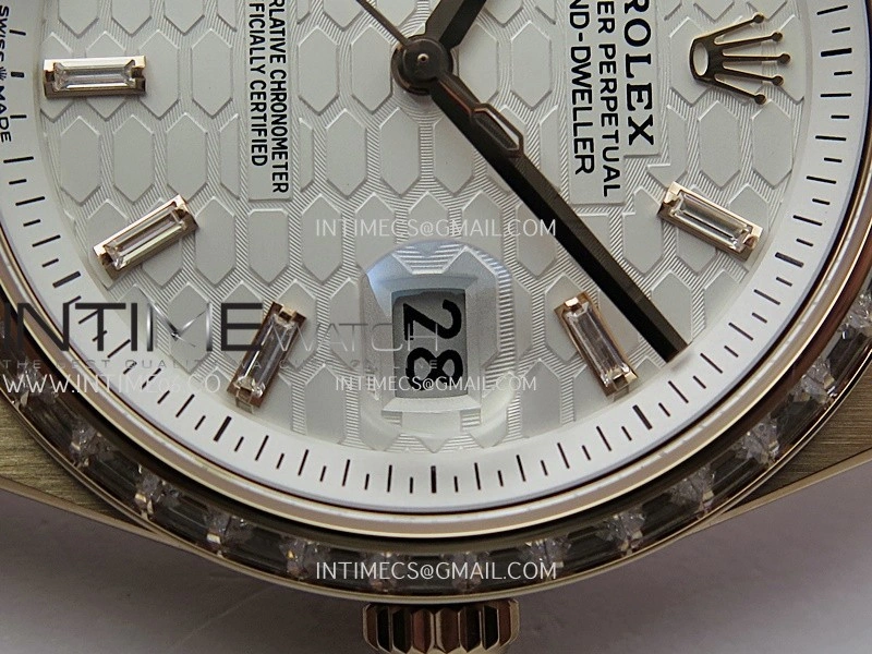 Land Dweller 127385 Diamond Bezel RG ESF White Dial T Diamond Marker On RG Bracelet A7135