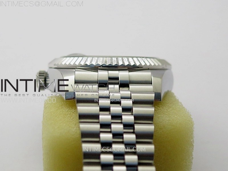 Sky-Dweller 326934 904L SS ZF 1:1 Best Edition White Dial on Jubilee Bracelet Asian 2824