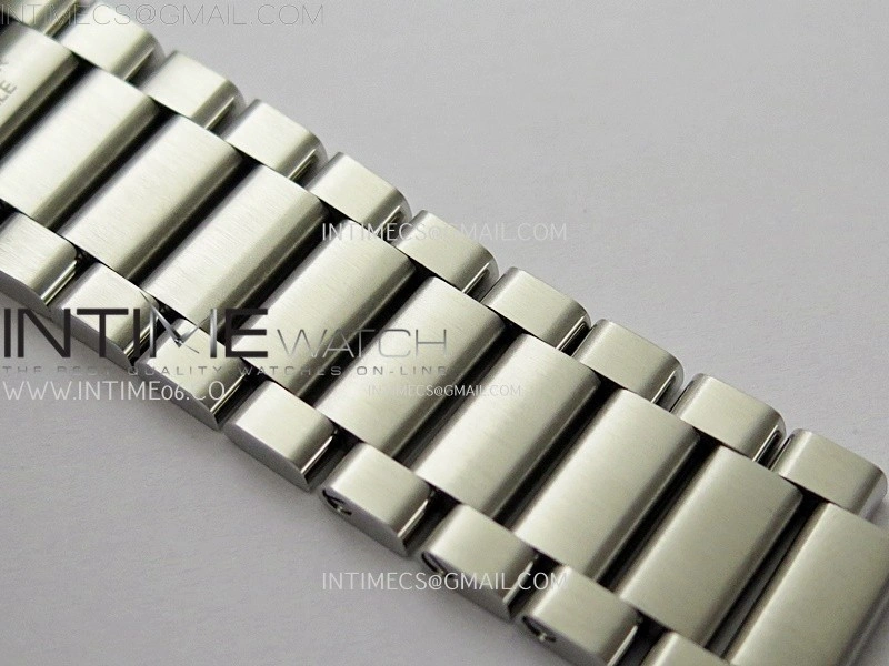 Speedmaster Professional "Silver Snoopy Award" 50th Anniversary N1F 1:1 Best Edition A3861 on Style01 Bracelet