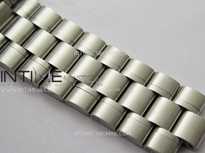 Speedmaster Professional "Silver Snoopy Award" 50th Anniversary N1F 1:1 Best Edition A3861 on Style02 Bracelet
