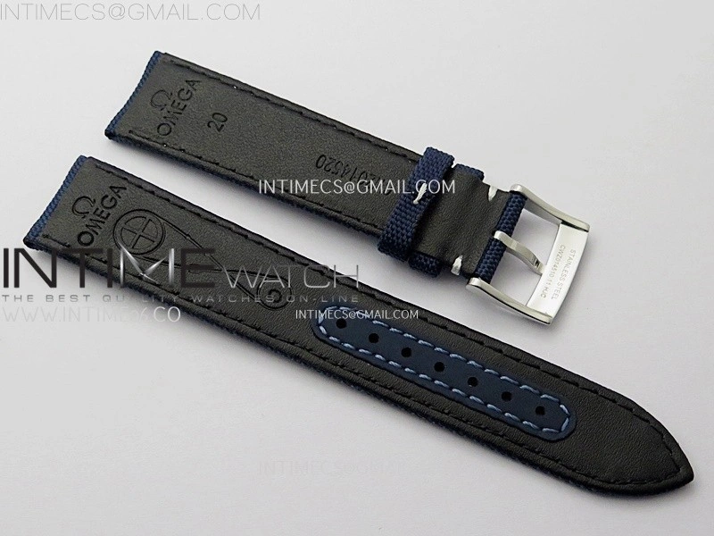 Speedmaster Professional "Silver Snoopy Award" 50th Anniversary N1F 1:1 Best Edition A3861 on Style02 Bracelet