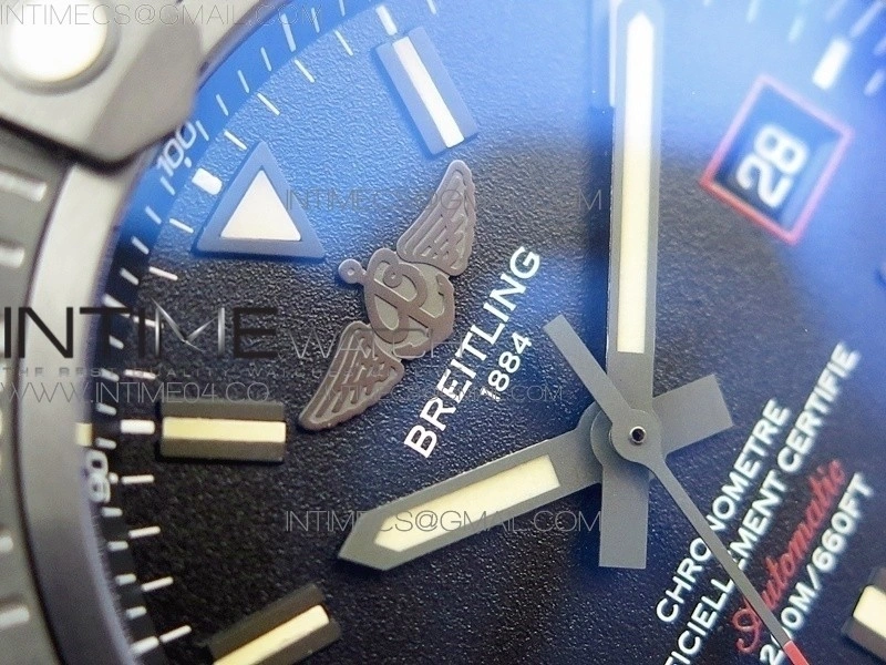 Avenger BlackBird 44mm DLC GF 1:1 Best Edition Titanium Case Black Dial On Black Rubber Strap A2824 V4