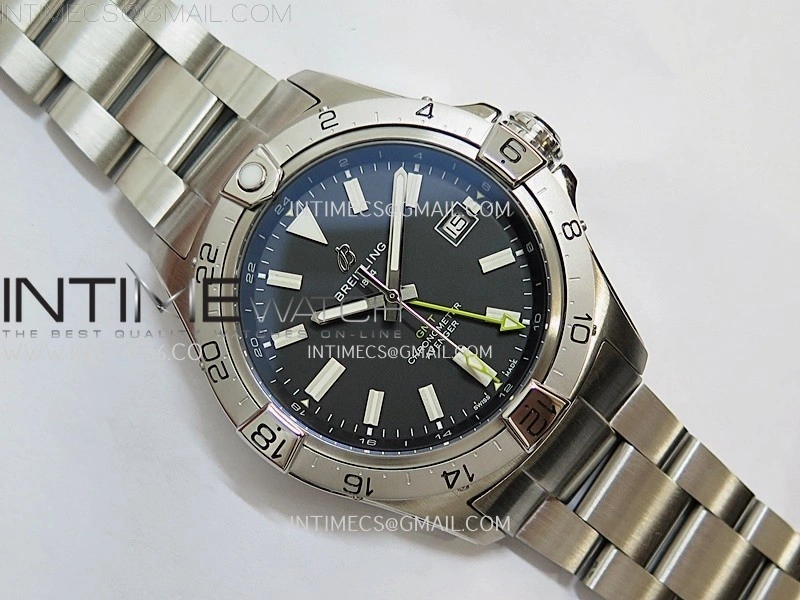 Avenger Chronometer 42mm GMT Yellow Second Hand SS BLSF 1:1 Best Version Black Dial On SS Bracelet A2836
