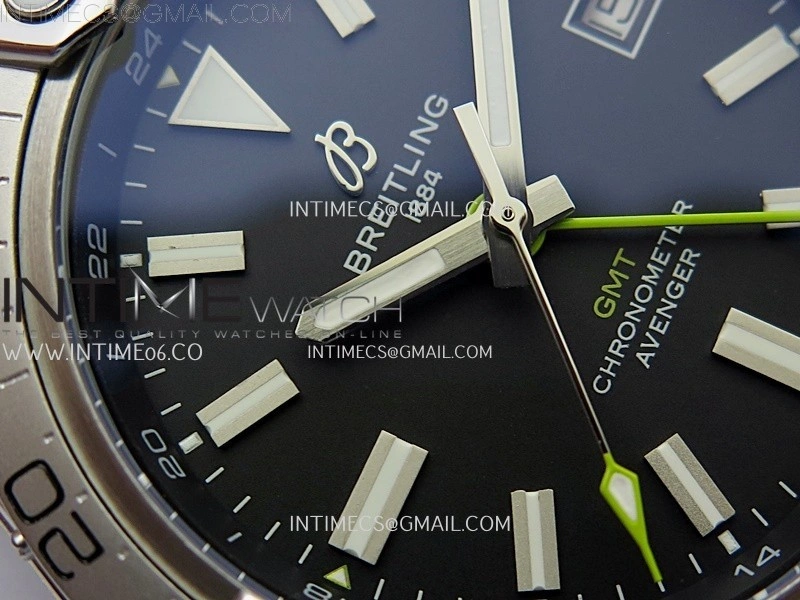 Avenger Chronometer 42mm GMT Yellow Second Hand SS BLSF 1:1 Best Version Black Dial On SS Bracelet A2836