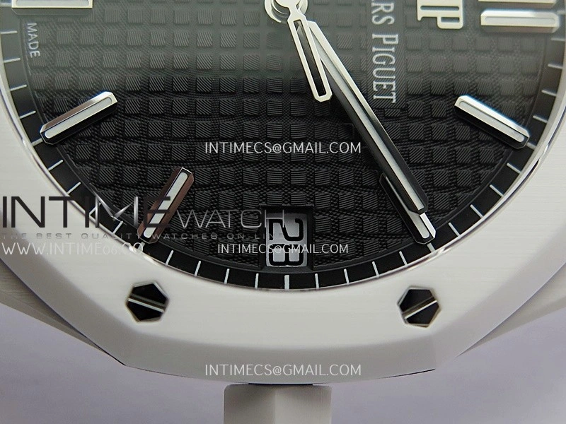 Royal Oak 15500 White Ceramic APSF 1:1 Best Edition Black Dial On White Ceramic Bracelet SA4302 Super Clone
