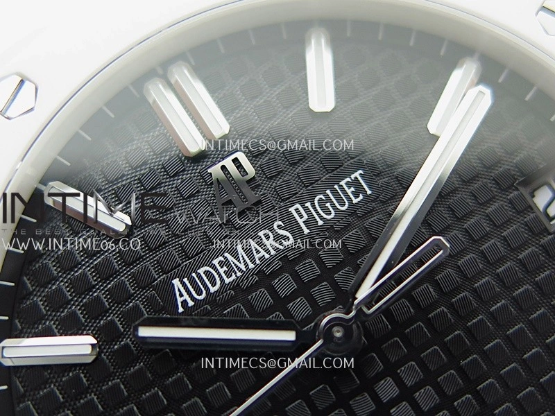 Royal Oak 15500 White Ceramic APSF 1:1 Best Edition Black Dial On White Ceramic Bracelet SA4302 Super Clone