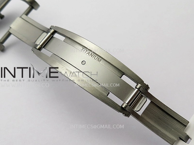 RM055 White Ceramic Red Inner Bezel APSF 1:1 Best Edition On White Rubber Strap RMUL2 Super Clone