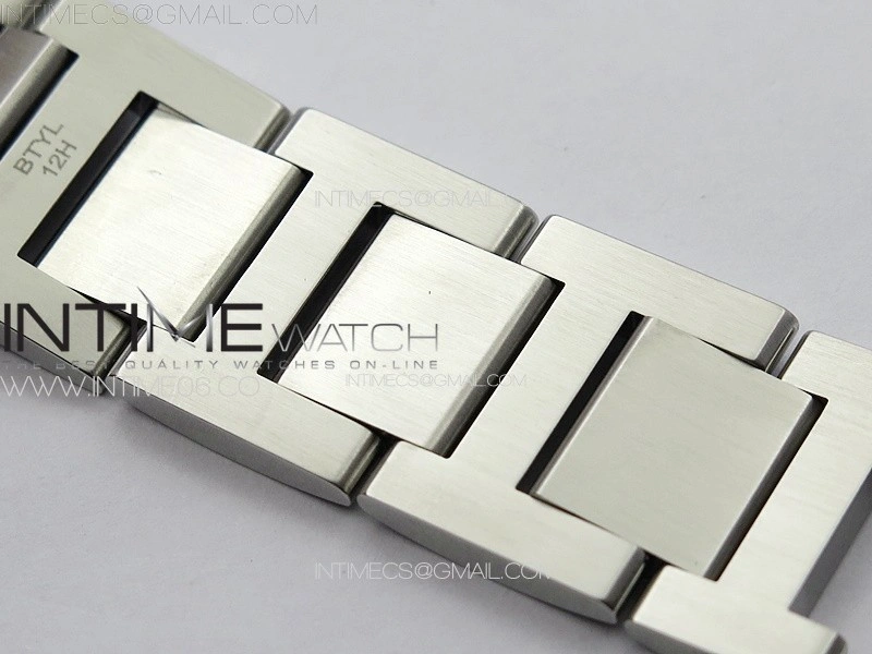Ballon Bleu 42mm Diamonds Bezel SS 3KF 1:1 Best Edition White Texture Dial on SS Bracelet A2824
