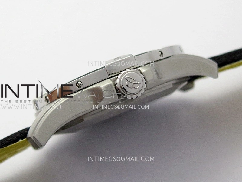 Avenger Chronometer 45mm Yellow GMT Hand SS B50F 1:1 Best Edition Black Dial On Black Nylon Strap A2836