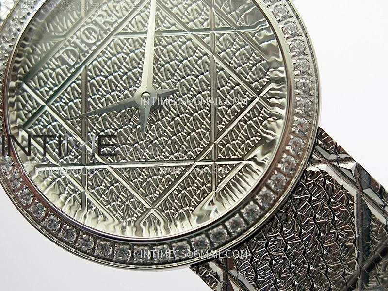 La D de Dior Satine 25mm SS Diamonds 8848F 1:1 Best Edition Silver Dial on SS bracelet Swiss Quartz