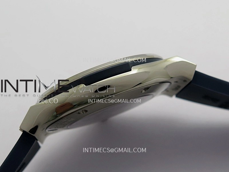 Classic Fusion 42mm Titanium JJZF 1:1 V2 Best Edition Blue Textured Dial On Blue Rubber Strap Asian SW300