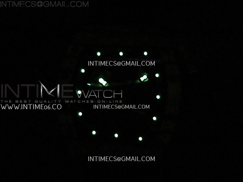 RM 61-01 Yohan Blake White NTPT ZF 1:1 Best Edition on Black Rubber Strap RMUL2 Super Clone