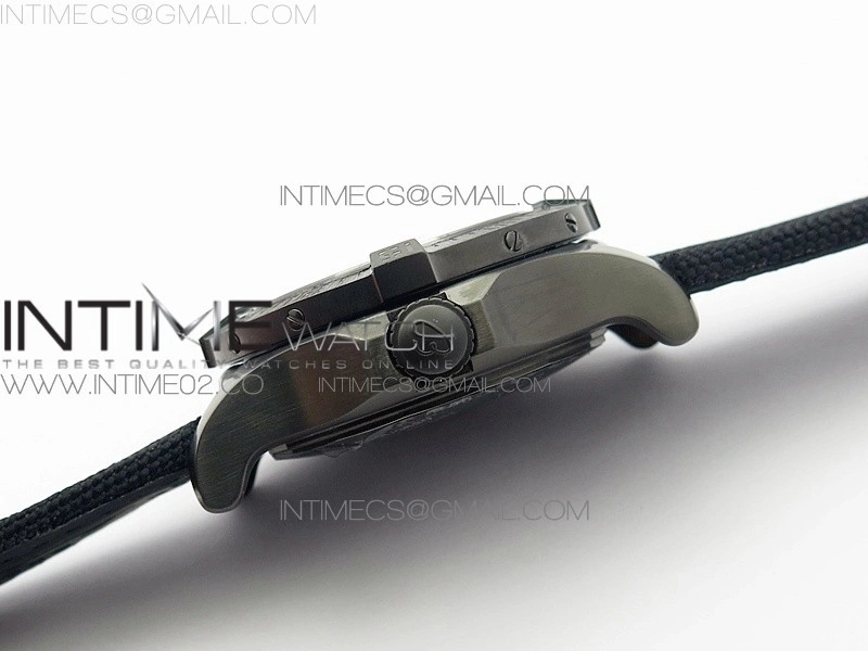 Avenger II Seawolf DLC V2 Best Black Dial Stick Markers Yellow Second Hand on Black Strap A2836