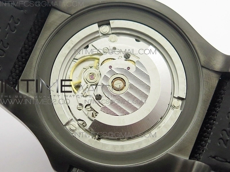 Avenger II Seawolf DLC V2 Best Black Dial Stick Markers Yellow Second Hand on Black Strap A2836